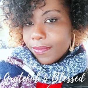 Meet your Posher, Felicia